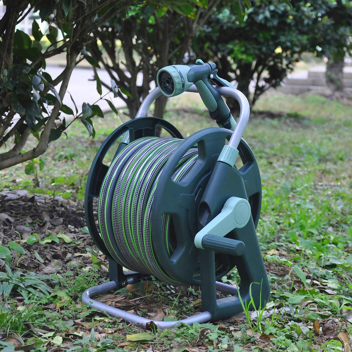 Homebase Premium Anti-Kink Hose Reel Set - 25m 2 Homebase Premium Anti-Kink Hose Reel Set - 25m - Image 2