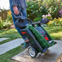 Bosch UniversalAquatak 135 High-Pressure Washer -Gardening Tool Store 12885390 1664960722657243