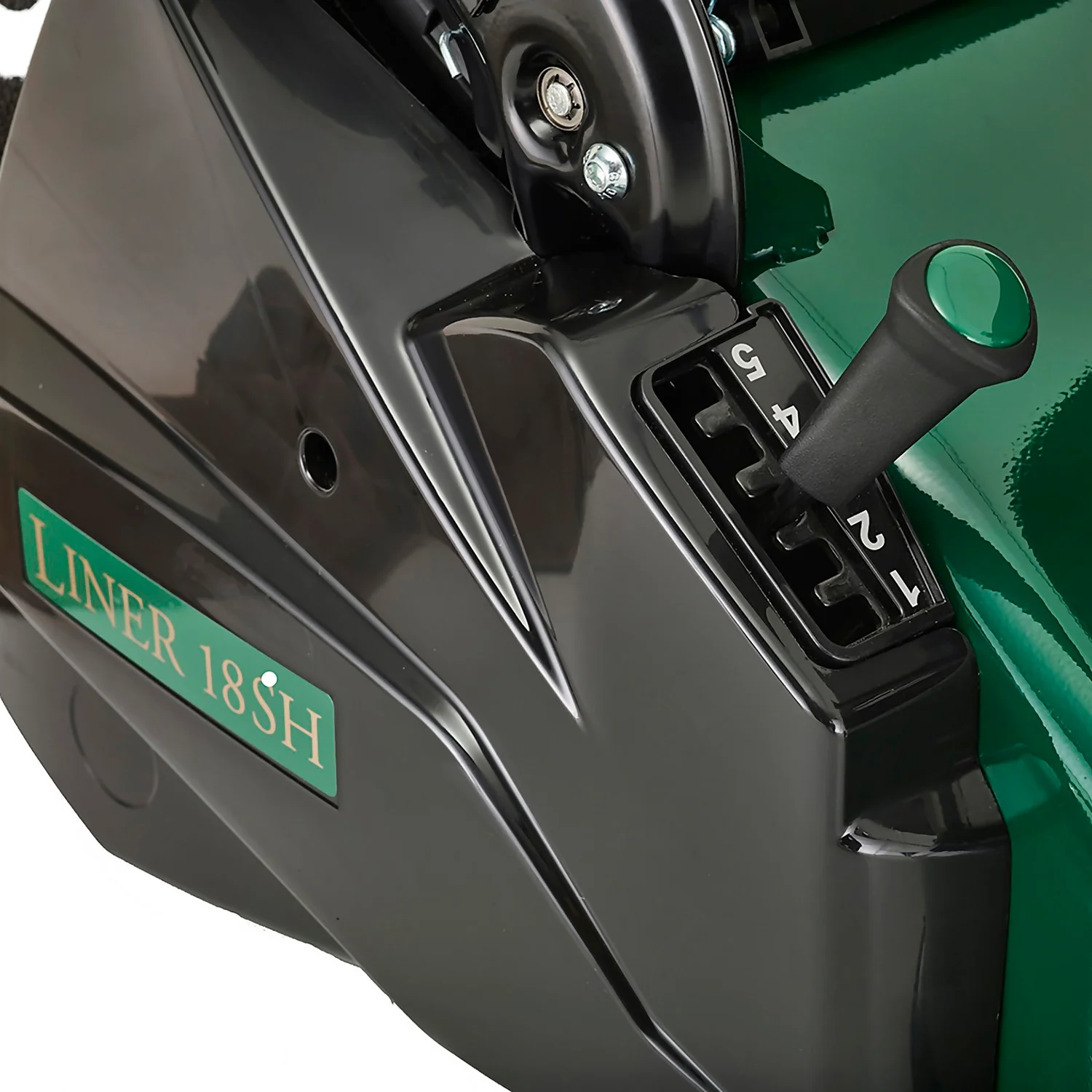 Atco 145cc Liner 18SH Petrol Lawn Mower - 46cm 7 Atco 145cc Liner 18SH Petrol Lawn Mower - 46cm - Image 7