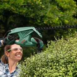 Bosch EasyHedgeCut 55-16 Hedge Trimmer -Gardening Tool Store 13496929 1734931199958020